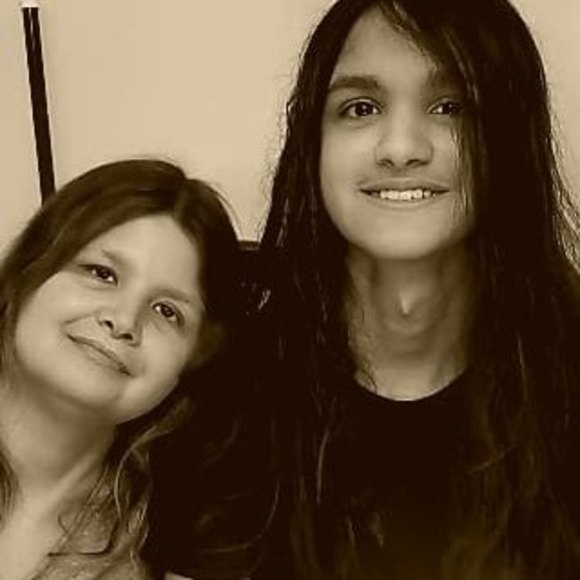 Meet your Posher, Karen - Picture 1 of 1